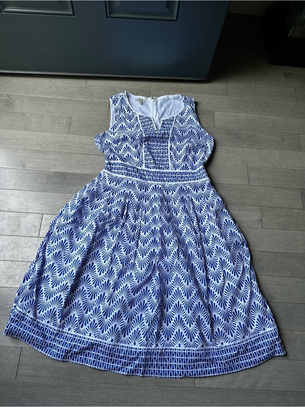 Women’s Talbots Blue And White Geometric Sleeveless Midi Office Summer Dress 10